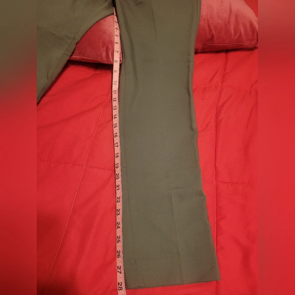 NWT Ann Taylor Women's Olive Green Pants - Picture 6 of 8